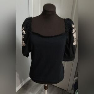 Medium INC International Concepts On Or Off Shoulder With Pouffy Sleeves